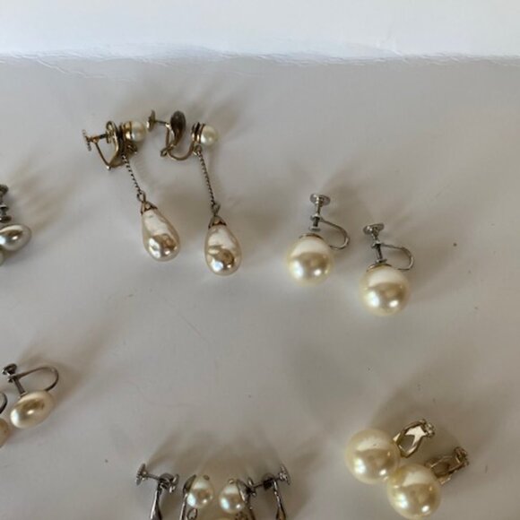 Vintage Faux Pearl Earring Lot 12 Pairs. Clip ons. - Picture 4 of 8